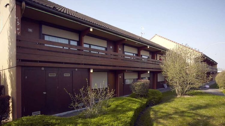 Campanile Hotel Chalons-en-Champagne Exterior