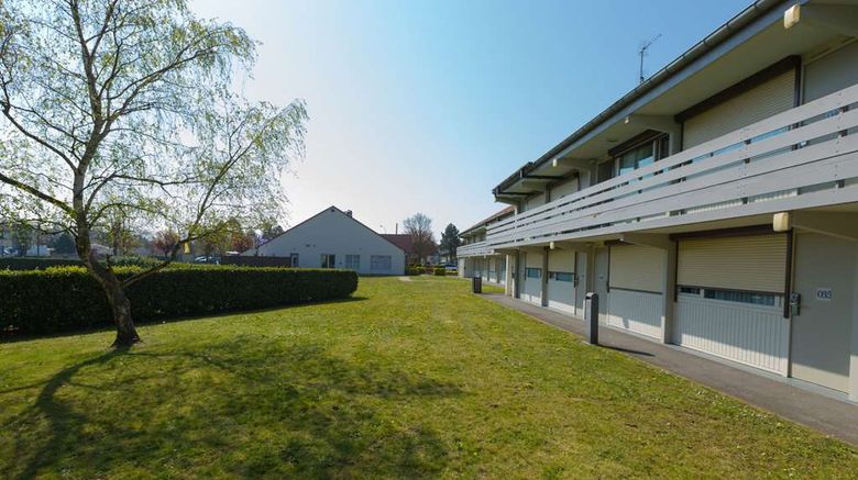Kyriad Chantilly South Luzarches Exterior. Images powered by <a href="https://iceportal.shijigroup.com" target="_blank" rel="noopener">Ice Portal</a>.