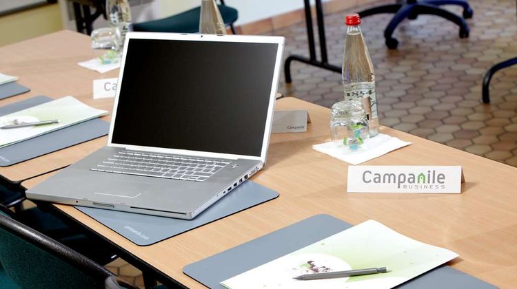 Campanile Charleville Mezieres Meeting