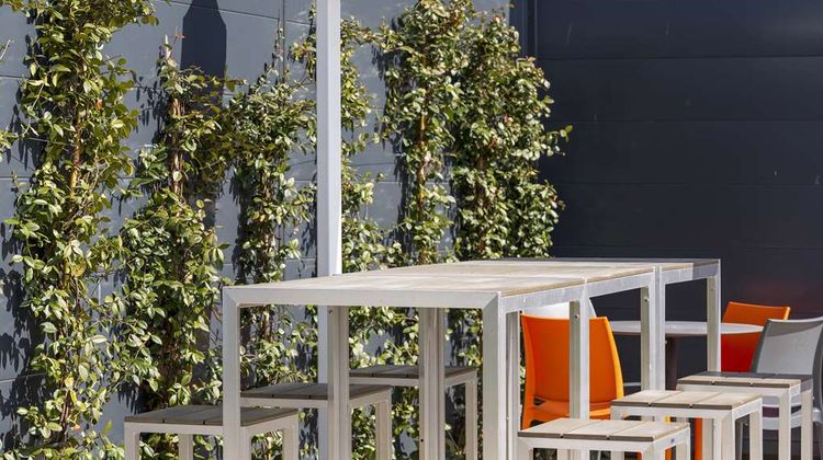 Campanile Hotel Exterior