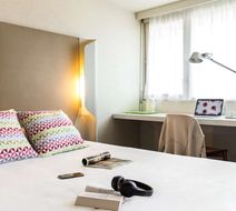 Campanile Hotel Chateau-Thierry Room