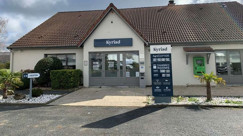 <b>Kyriad Chateauroux Lobby</b>. Images powered by <a href="https://iceportal.shijigroup.com/" title="IcePortal" target="_blank">IcePortal</a>.