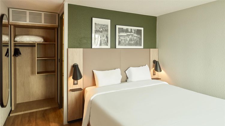 Campanile Hotel Room