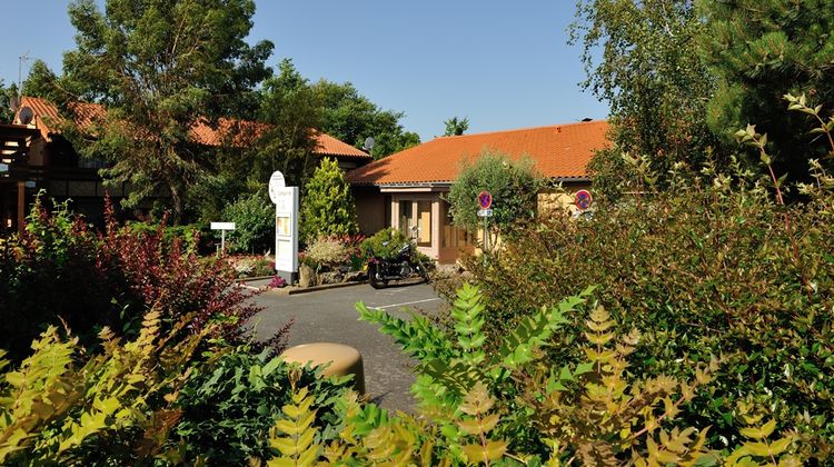 Campanile Hotel Exterior