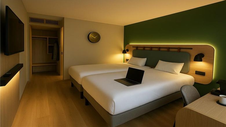<b>Campanile Clermont Ferrand North Riom Room</b>. Images powered by <a href="https://iceportal.shijigroup.com/" title="IcePortal" target="_blank">IcePortal</a>.