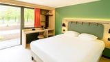 <b>Campanile Clermont Ferrand North Riom Room</b>. Images powered by <a href="https://iceportal.shijigroup.com/" title="IcePortal" target="_blank">IcePortal</a>.