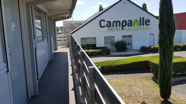 <b>Hotel Campanile Clermont Ferrand Sud Exterior</b>. Images powered by <a href="https://iceportal.shijigroup.com/" title="IcePortal" target="_blank">IcePortal</a>.