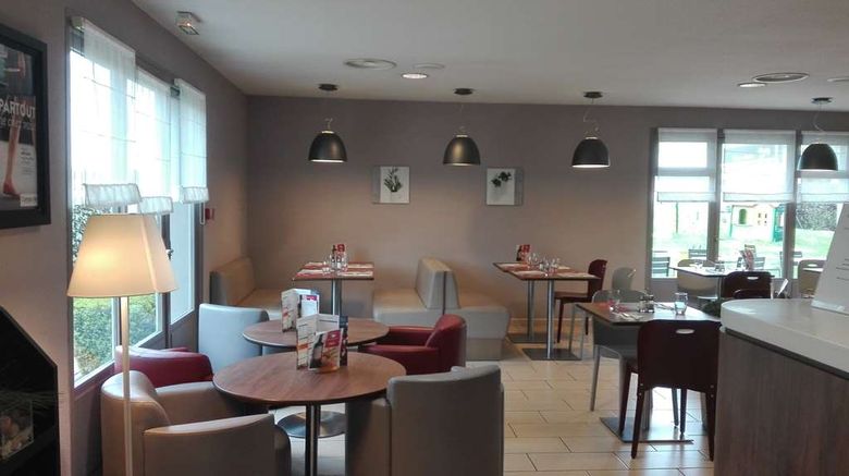 <b>Hotel Campanile Clermont Ferrand Sud Restaurant</b>. Images powered by <a href="https://iceportal.shijigroup.com/" title="IcePortal" target="_blank">IcePortal</a>.