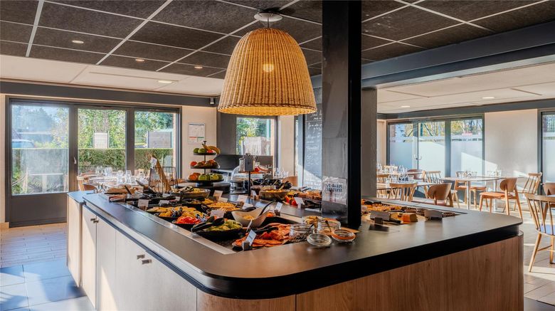 <b>Campanile Hotel Airport Restaurant</b>. Images powered by <a href="https://iceportal.shijigroup.com/" title="IcePortal" target="_blank">IcePortal</a>.