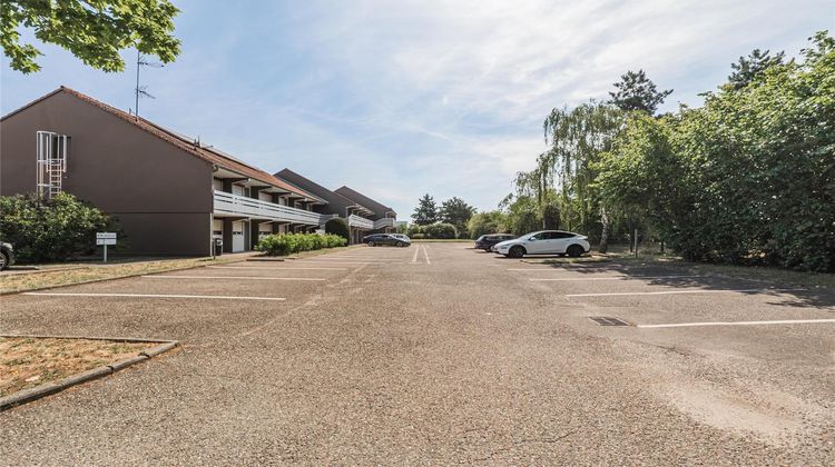 Campanile Hotel Airport Exterior