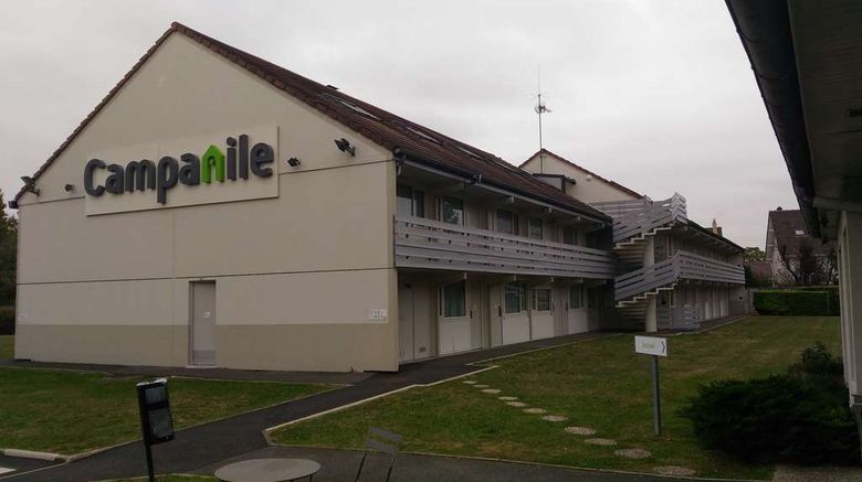 <b>Campanile Conflans-Ste-Honorine Lobby</b>. Images powered by <a href="https://iceportal.shijigroup.com/" title="IcePortal" target="_blank">IcePortal</a>.