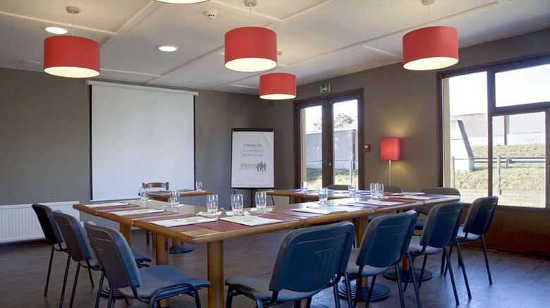 <b>Campanile Conflans-Ste-Honorine Meeting</b>. Images powered by <a href="https://iceportal.shijigroup.com/" title="IcePortal" target="_blank">IcePortal</a>.