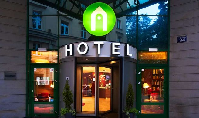 Campanile Hotel Exterior