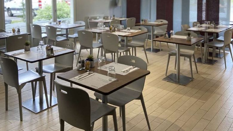 <b>Hotel Campanile Creil Restaurant</b>. Images powered by <a href="https://iceportal.shijigroup.com/" title="IcePortal" target="_blank">IcePortal</a>.