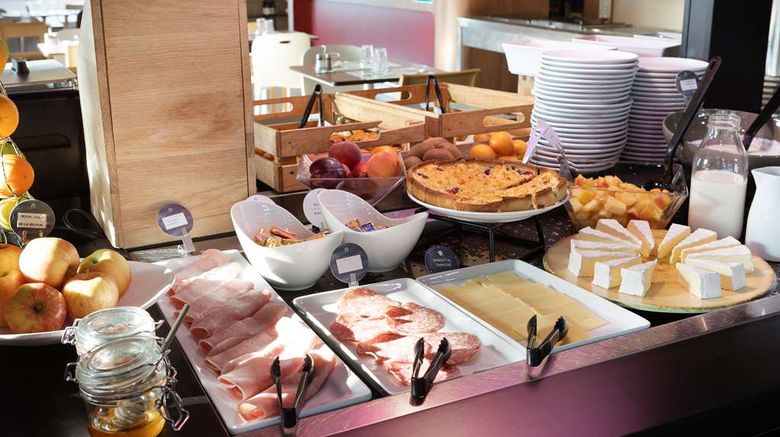 <b>Hotel Campanile Creteil Restaurant</b>. Images powered by <a href="https://iceportal.shijigroup.com/" title="IcePortal" target="_blank">IcePortal</a>.