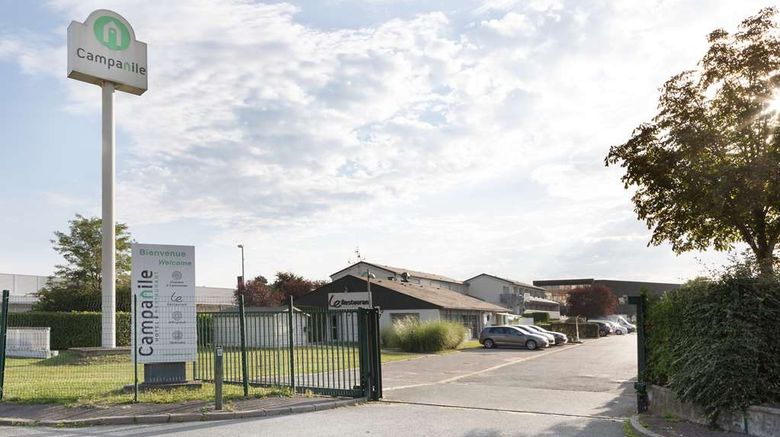 <b>Hotel Campanile Creteil Exterior</b>. Images powered by <a href="https://iceportal.shijigroup.com/" title="IcePortal" target="_blank">IcePortal</a>.