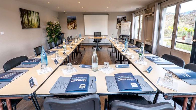 <b>Campanile Hotel Meeting</b>. Images powered by <a href="https://iceportal.shijigroup.com/" title="IcePortal" target="_blank">IcePortal</a>.