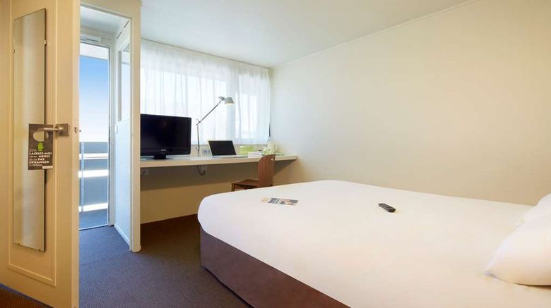 <b>Campanile Dijon Marsannay-la-Cote Room</b>. Images powered by <a href="https://iceportal.shijigroup.com/" title="IcePortal" target="_blank">IcePortal</a>.