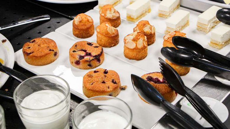 <b>Campanile Hotel Douai Restaurant</b>. Images powered by <a href="https://iceportal.shijigroup.com/" title="IcePortal" target="_blank">IcePortal</a>.