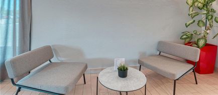 Campanile de Dreux Lobby