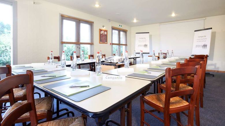 <b>Campanile Dunkerque Est-Armbouts Cappel Meeting</b>. Images powered by <a href="https://iceportal.shijigroup.com/" title="IcePortal" target="_blank">IcePortal</a>.