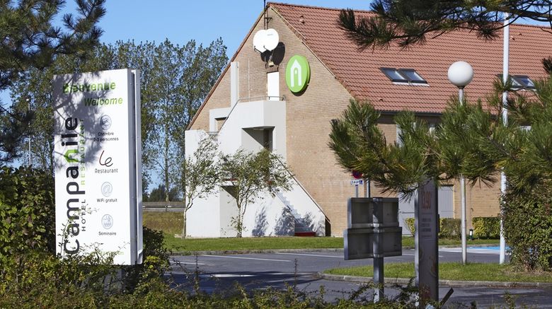 <b>Campanile Dunkerque Sud - Loon Plage Exterior</b>. Images powered by <a href="https://iceportal.shijigroup.com/" title="IcePortal" target="_blank">IcePortal</a>.
