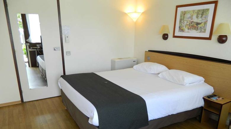 <b>Campanile Epernay dizy Room</b>. Images powered by <a href="https://iceportal.shijigroup.com/" title="IcePortal" target="_blank">IcePortal</a>.