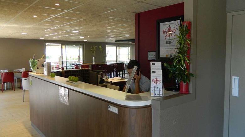 <b>Campanile Epernay dizy Lobby</b>. Images powered by <a href="https://iceportal.shijigroup.com/" title="IcePortal" target="_blank">IcePortal</a>.