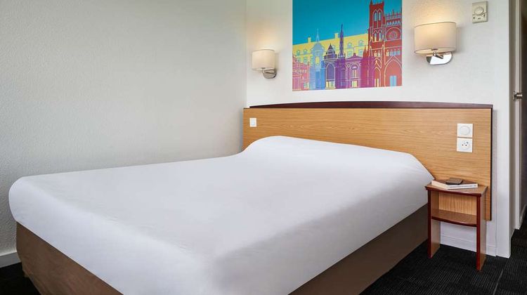 Kyriad Direct Hotel Room