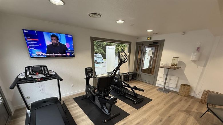 <b>Hotel Campanile Epinay-sur-Orge Health</b>. Images powered by <a href="https://iceportal.shijigroup.com/" title="IcePortal" target="_blank">IcePortal</a>.
