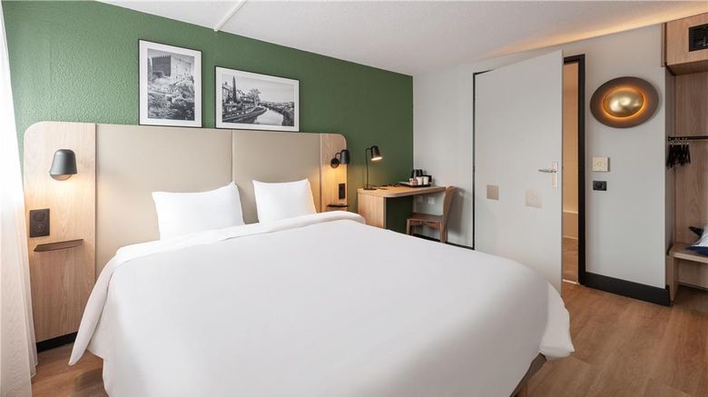 Campanile Hotel Room. Images powered by <a href="https://iceportal.shijigroup.com" target="_blank" rel="noopener">Ice Portal</a>.