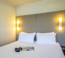 Hotel Campanile Evry Est Room