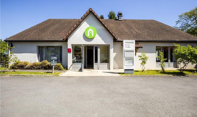 Hotel Campanile Evry Est Exterior