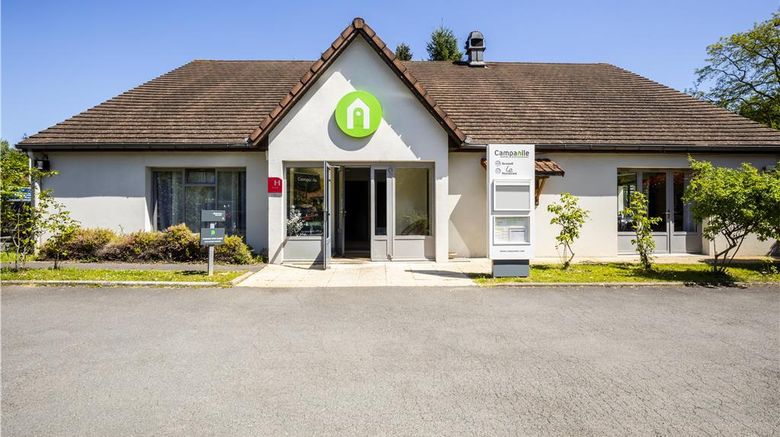 Hotel Campanile Evry Est Exterior. Images powered by <a href="https://iceportal.shijigroup.com" target="_blank" rel="noopener">Ice Portal</a>.