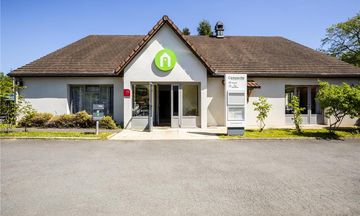 Hotel Campanile Evry Est