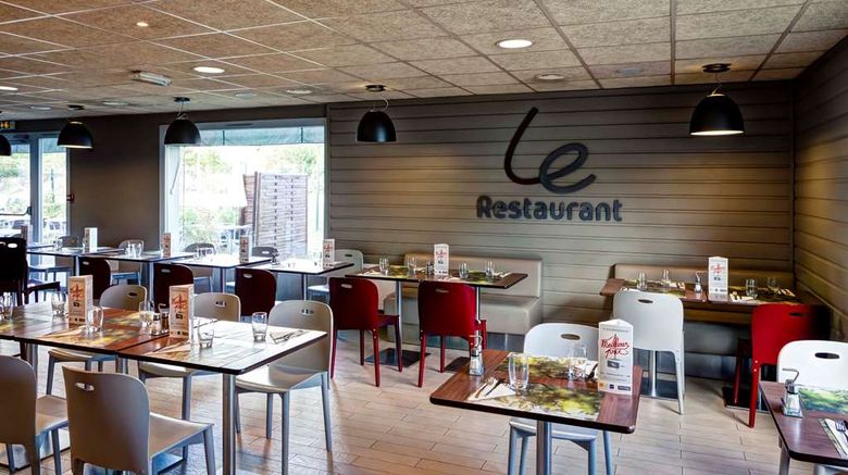 <b>Campanile Corbeil Essonnes Restaurant</b>. Images powered by <a href="https://iceportal.shijigroup.com/" title="IcePortal" target="_blank">IcePortal</a>.