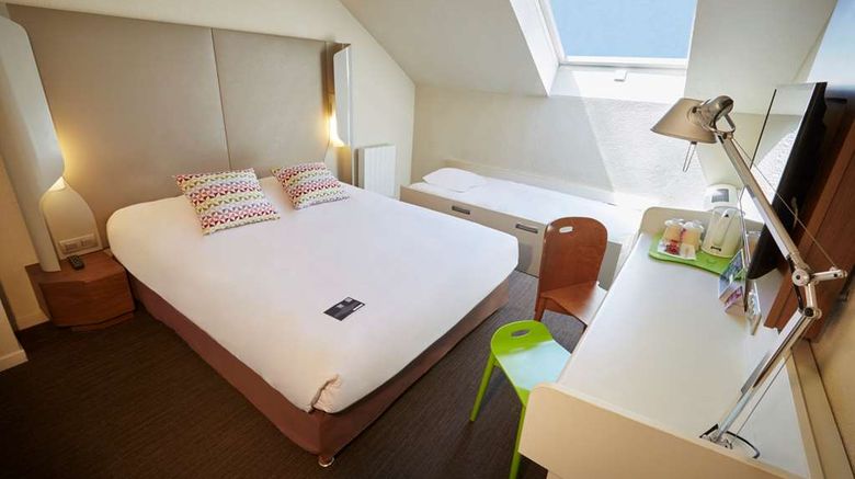 <b>Campanile Corbeil Essonnes Room</b>. Images powered by <a href="https://iceportal.shijigroup.com/" title="IcePortal" target="_blank">IcePortal</a>.