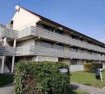Campanile Fontenay-Tresigny Exterior