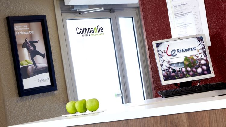 Campanile Grenoble North Lobby