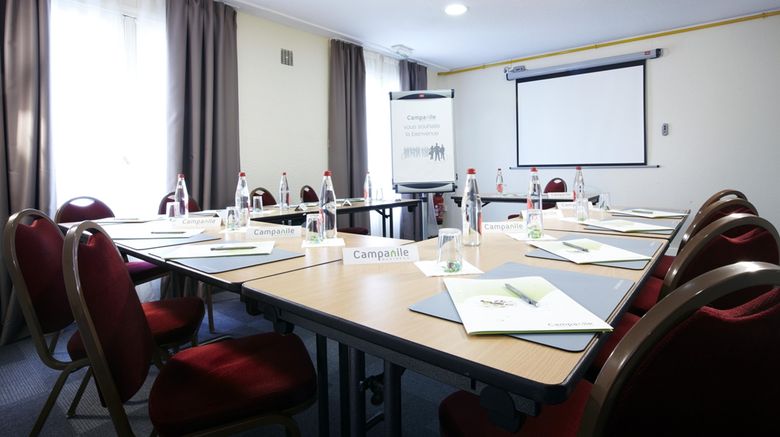 <b>Campanile Grenoble North Meeting</b>. Images powered by <a href="https://iceportal.shijigroup.com/" title="IcePortal" target="_blank">IcePortal</a>.
