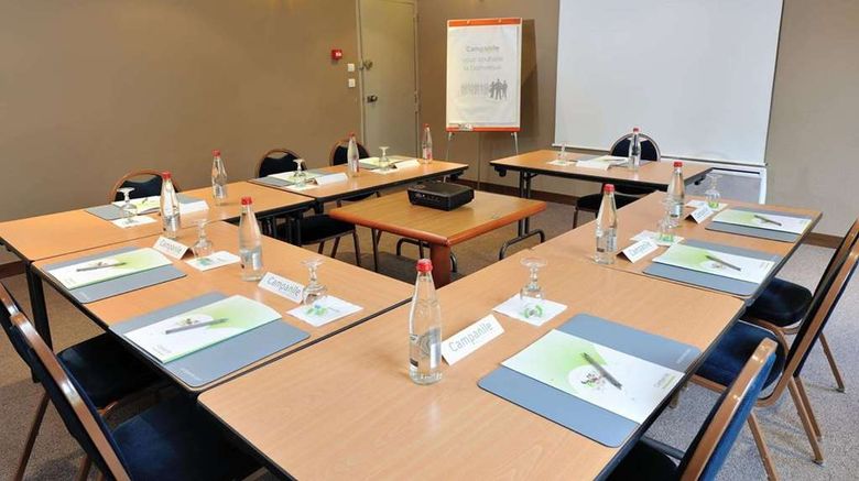 <b>Hotel Campanile Grenoble Sud Meeting</b>. Images powered by <a href="https://iceportal.shijigroup.com/" title="IcePortal" target="_blank">IcePortal</a>.