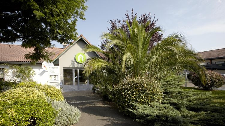 Campanile Hendaye Exterior