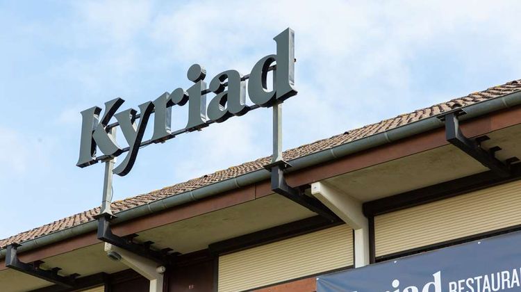 Hotel Kyriad Issoudun Exterior