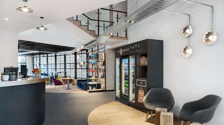 <b>Campanile Hotel Katowice Lobby</b>. Images powered by <a href="https://iceportal.shijigroup.com/" title="IcePortal" target="_blank">IcePortal</a>.