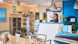 <b>Campanile Le Bourget- Gonesse Lobby</b>. Images powered by <a href="https://iceportal.shijigroup.com/" title="IcePortal" target="_blank">IcePortal</a>.