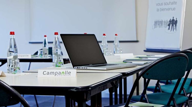 Campanile le Havre North Meeting