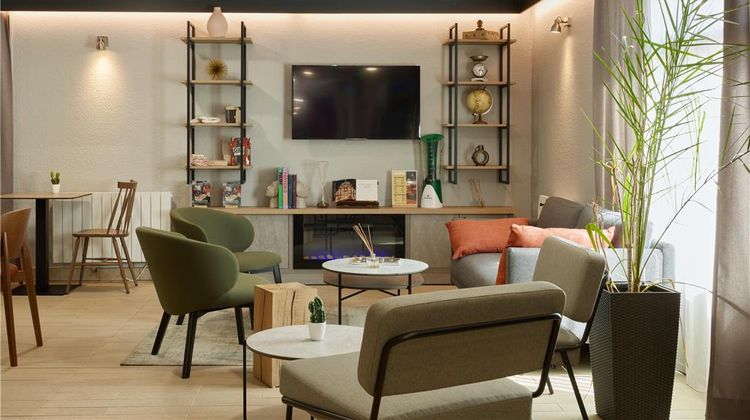 Campanile Hotel Les Ulis - Courtaboeuf Lobby