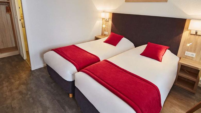 <b>Hotel Campanile Lille Est Room</b>. Images powered by <a href="https://iceportal.shijigroup.com/" title="IcePortal" target="_blank">IcePortal</a>.