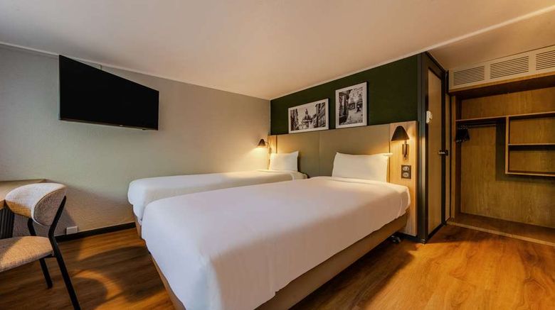 <b>Campanile Hotel Villeneuve d'Ascq Room</b>. Images powered by <a href="https://iceportal.shijigroup.com/" title="IcePortal" target="_blank">IcePortal</a>.
