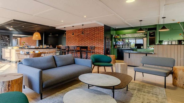 <b>Campanile Hotel Villeneuve d'Ascq Restaurant</b>. Images powered by <a href="https://iceportal.shijigroup.com/" title="IcePortal" target="_blank">IcePortal</a>.